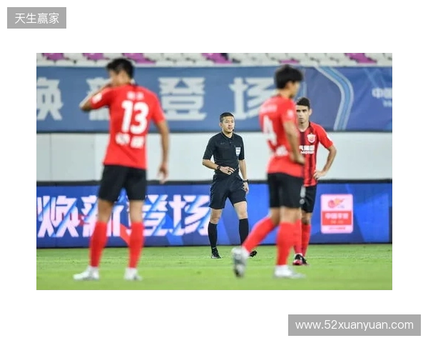 记者谈海港:这赛季确实定位保级了,看不出为啥换茹萨、梅伦多
